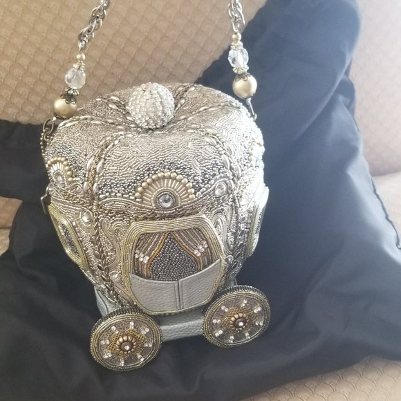 Before Midnight Carriage Purse by Mary Frances [Firm Price] ALL sales final - Picture 5 of 8